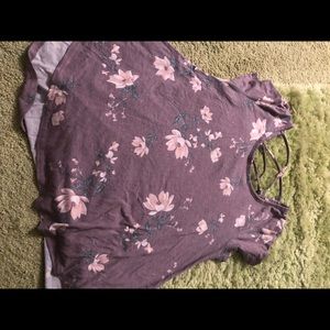 SO short sleeve floral top